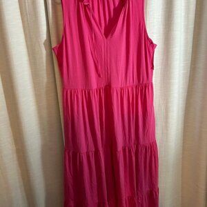 Crown and ivy t-shirt feel pink dress